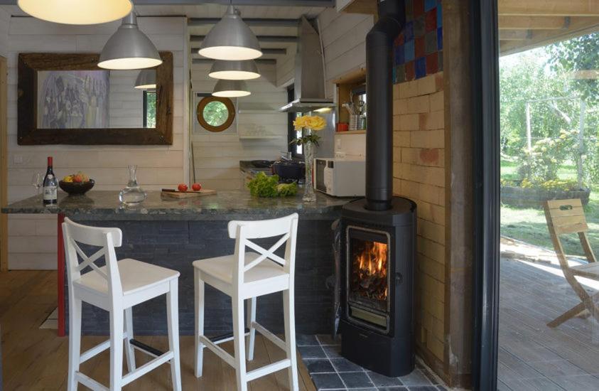 Mousterlin Cottage Фуенан Екстериор снимка