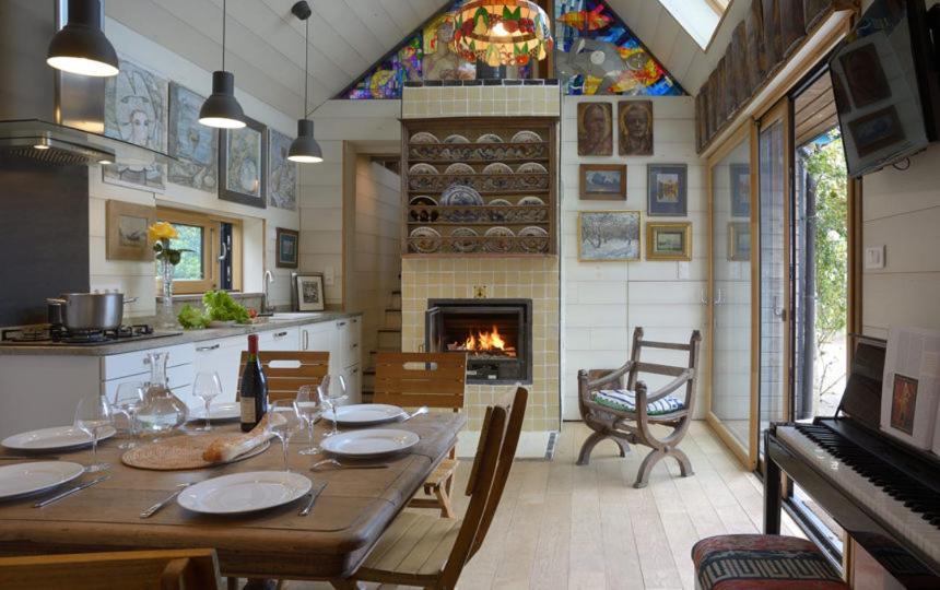 Mousterlin Cottage Фуенан Екстериор снимка